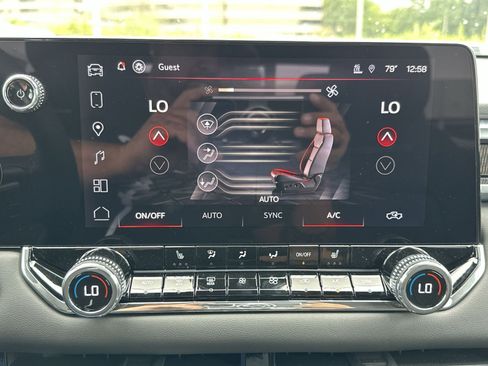 New 2025 GMC Canyon Elevation w/ Convenience Package image 21