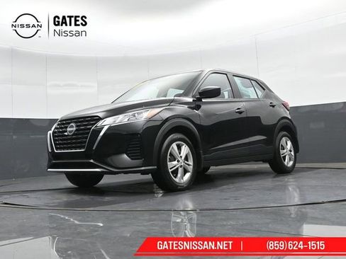 Used 2024 Nissan Kicks S image 45