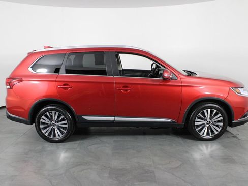 Used 2019 Mitsubishi Outlander ES AWD/4WD image 11
