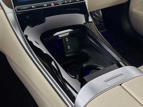 Certified 2026 Mercedes-Benz GLC 300 image 6