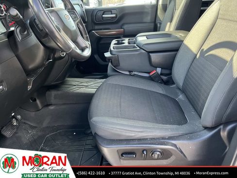 Used 2021 Chevrolet Silverado 2500 LT w/ Convenience Package image 17