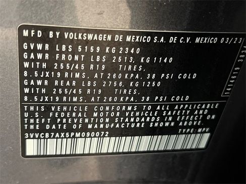 Certified 2023 Volkswagen Tiguan SE R-Line image 27