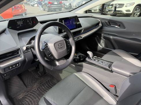 Used 2023 Toyota Prius XLE AWD/4WD image 30