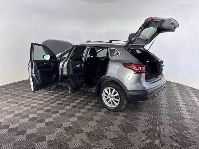 Used 2020 Nissan Rogue Sport SV AWD/4WD image 19