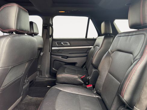 Used 2017 Ford Explorer Sport w/ Equipment Group 401A AWD/4WD image 13