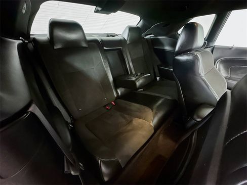 Used 2018 Dodge Challenger T/A image 11