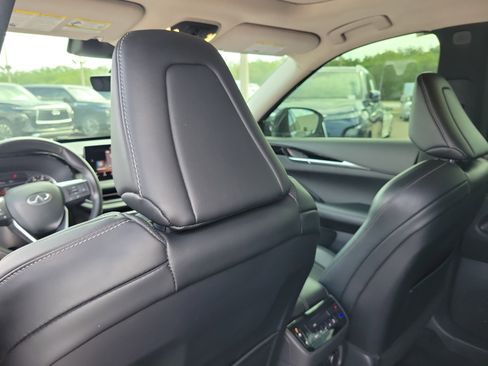 Used 2024 INFINITI QX60 Pure image 30