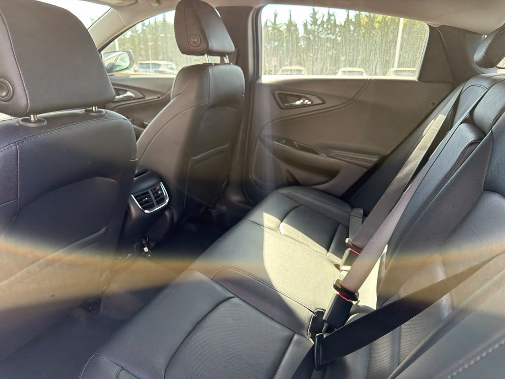 Used 2024 Chevrolet Malibu LT FWD image 7