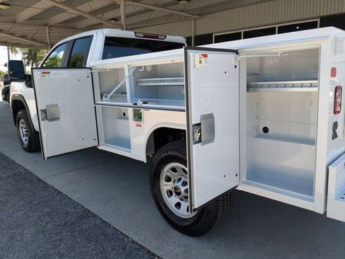 New 2025 GMC Sierra 3500 Pro w/ Convenience Package AWD/4WD image 9