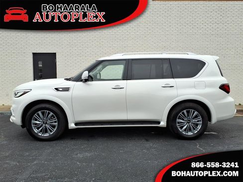 Used 2024 INFINITI QX80 Luxe image 1
