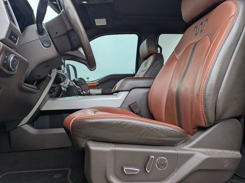 Used 2019 Ford F150 King Ranch w/ Equipment Group 601A Luxury AWD/4WD image 15