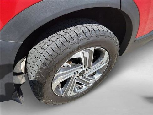 Used 2023 Hyundai Santa Fe SE image 11