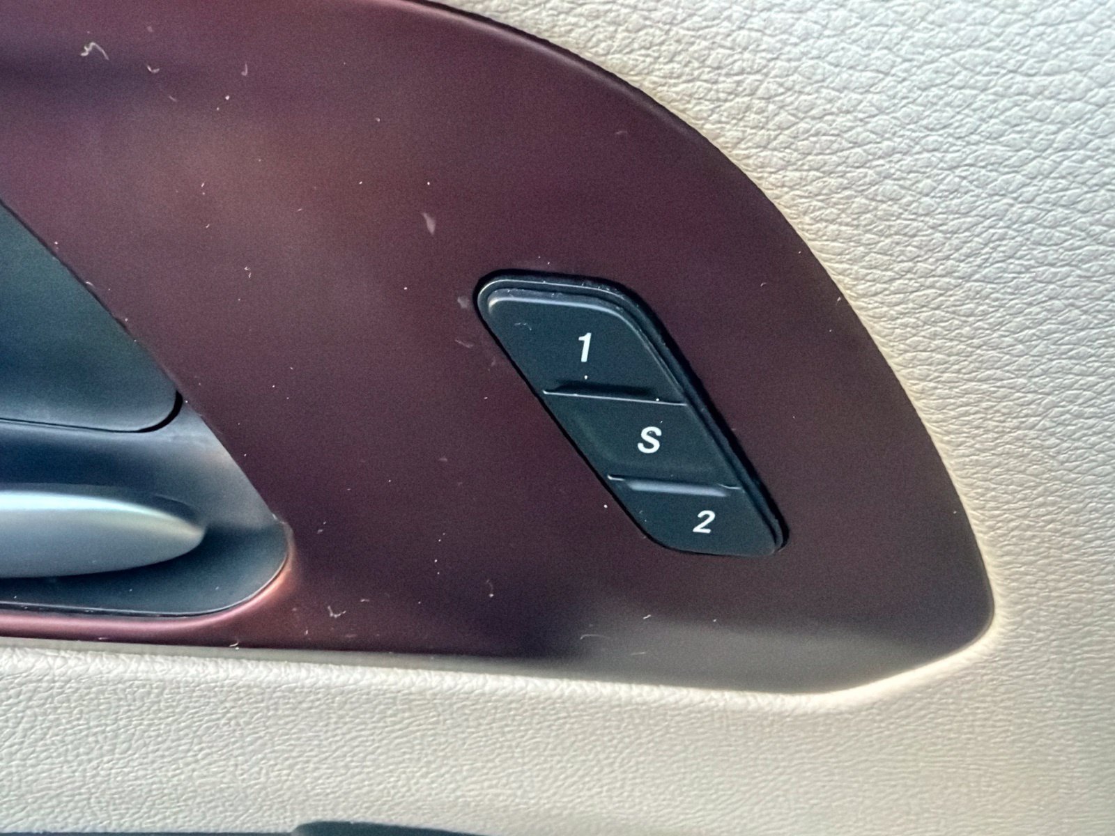Used 2020 Chrysler Pacifica Limited FWD image 12