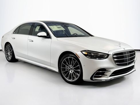 New 2026 Mercedes-Benz S 580 4MATIC Sedan image 3