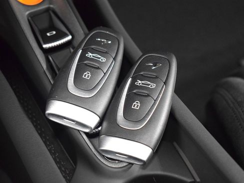 New 2025 McLaren Artura Spider image 34