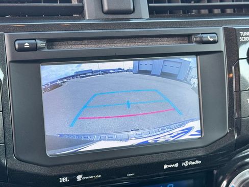 Used 2019 Toyota 4Runner Limited AWD/4WD image 29