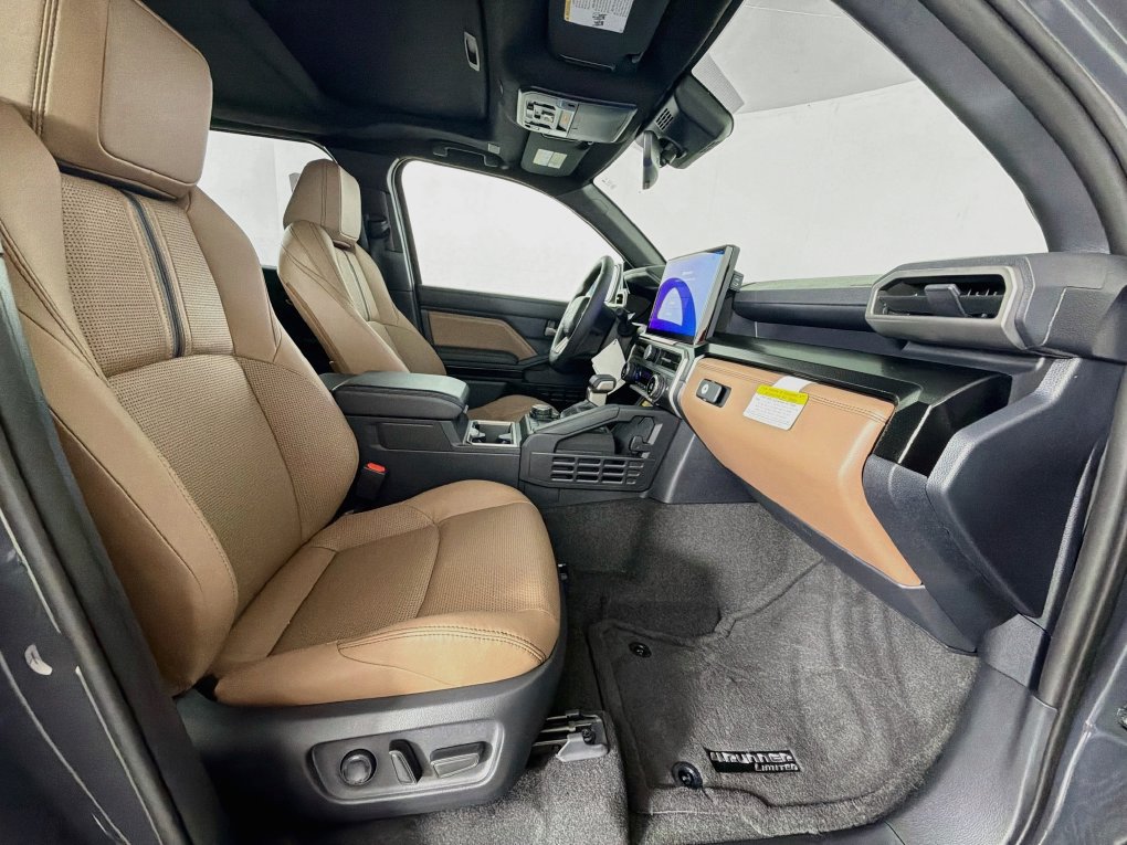 New 2026 Toyota 4Runner Limited AWD/4WD image 29