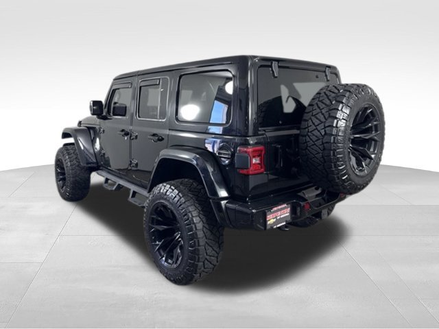 Used 2021 Jeep Wrangler Unlimited Sahara AWD/4WD image 6