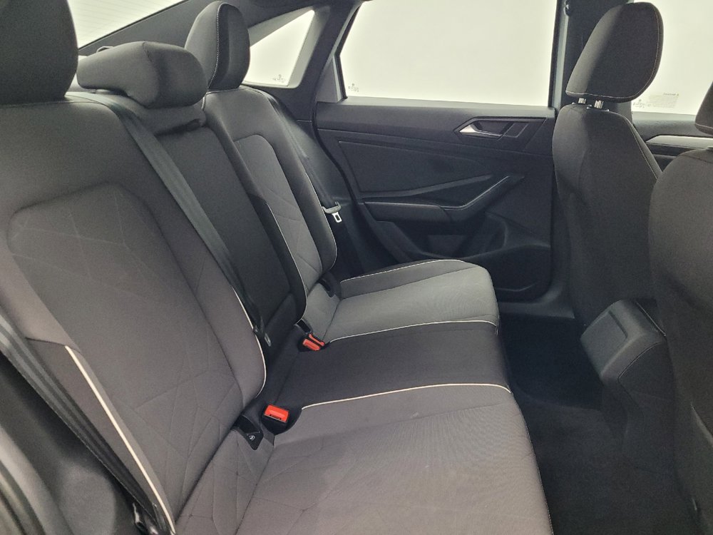 Used 2025 Volkswagen Jetta Sport FWD image 19