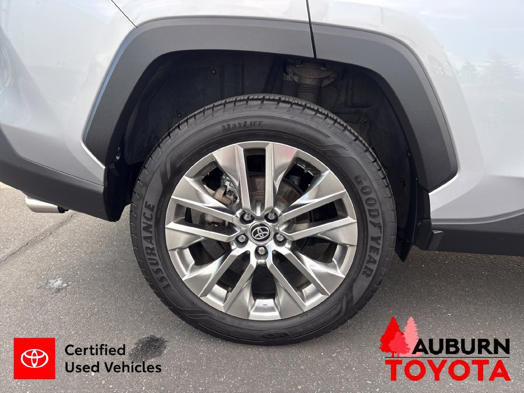 Certified 2020 Toyota RAV4 Limited w/ Limited Grade Weather Package AWD/4WD image 26