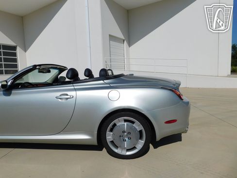 Used 2003 Lexus SC 430 Convertible RWD image 16