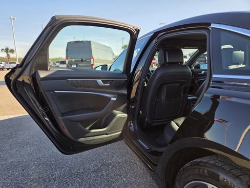 Used 2023 Audi A6 2.0T Premium image 13