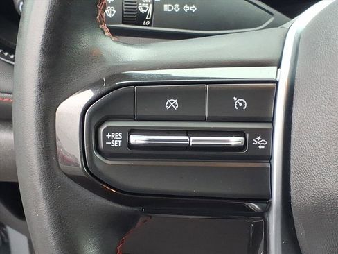 Certified 2023 Chevrolet Colorado Z71 w/ Z71 Convenience Package 2 image 17