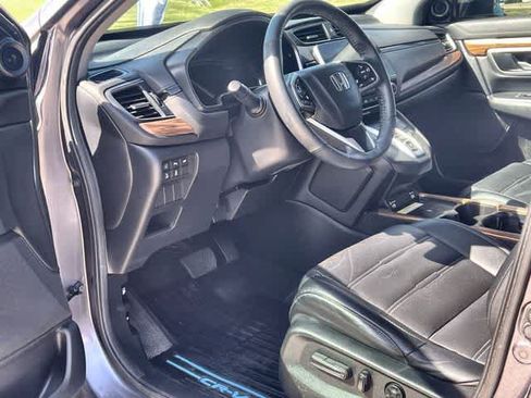 Used 2020 Honda CR-V Touring image 3