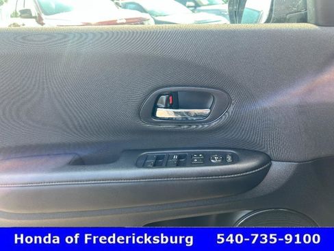 Certified 2022 Honda HR-V Sport image 19