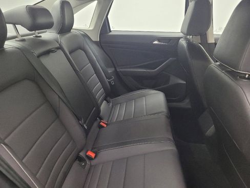 Used 2024 Volkswagen Jetta SE FWD image 19