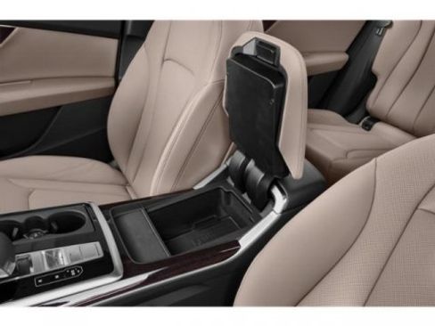 Used 2019 Audi Q8 Premium Plus image 17