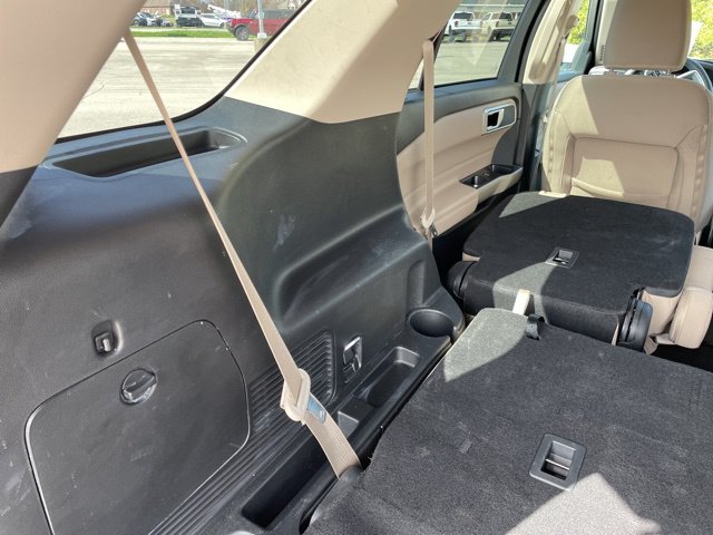 Used 2023 Ford Explorer XLT AWD/4WD image 68