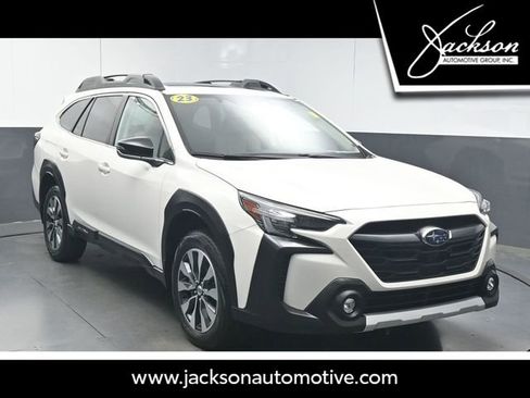 Used 2023 Subaru Outback Limited XT image 1