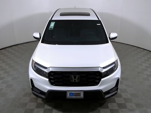 Used 2024 Honda Passport EX-L image 4