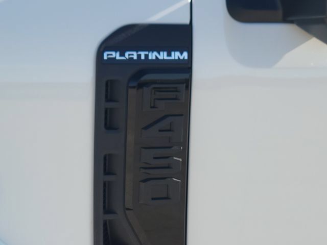 Certified 2026 Ford F450 Platinum w/ FX4 Off-Road Package AWD/4WD image 15
