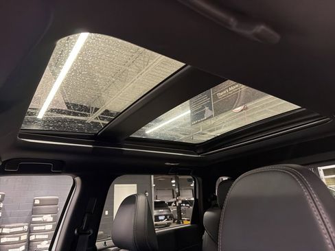 Used 2024 Mitsubishi Outlander Ralliart image 24