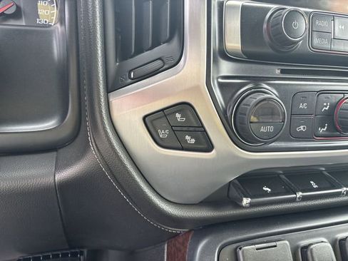 Used 2014 GMC Sierra 1500 SLT w/ SLT Crew Cab Value Package AWD/4WD image 29