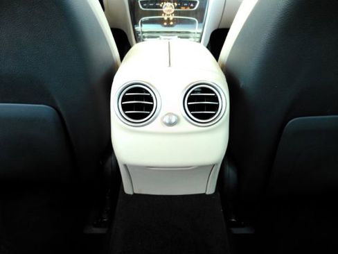 Used 2019 Mercedes-Benz C 300 C Class image 29