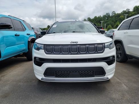 Used 2022 Jeep Compass High Altitude AWD/4WD image 2