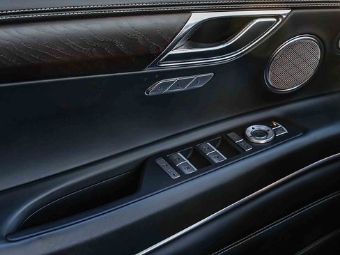 Used 2023 Genesis GV80 3.5T image 15