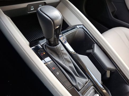 Certified 2024 Honda Accord EX-L image 15