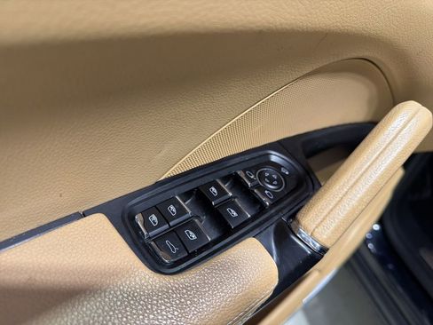 Used 2016 Porsche Cayenne image 13