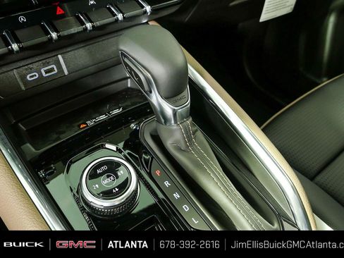 New 2026 GMC Canyon Denali AWD/4WD image 18