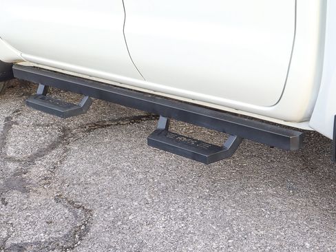 Used 2022 Nissan Frontier SV image 15