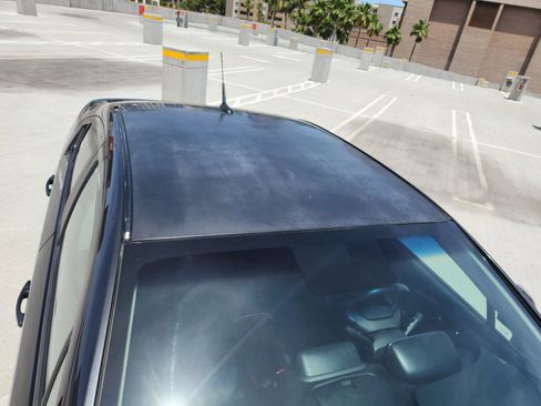 Used 2014 Chevrolet Volt w/ Enhanced Safety Package 1 FWD image 12