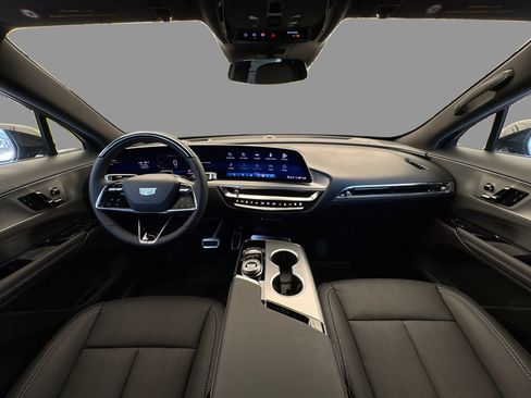 New 2027 Cadillac Lyriq Sport RWD image 21