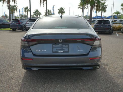 Used 2024 Honda Accord EX-L image 11
