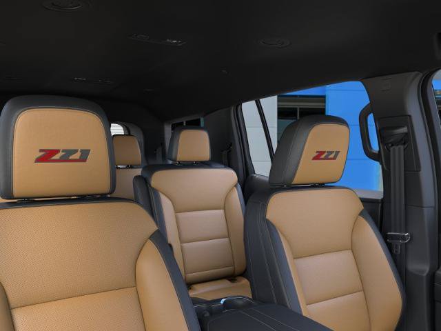 New 2027 Chevrolet Traverse Z71 w/ Enhanced Driving Package AWD/4WD image 24