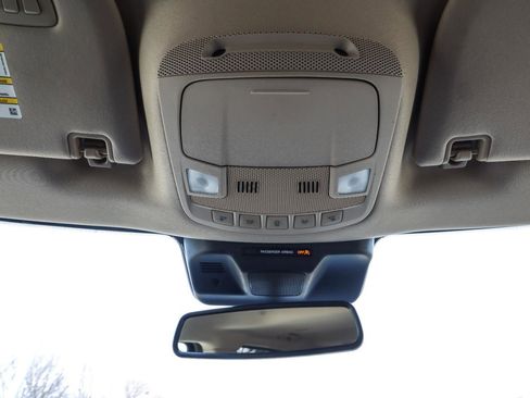 Used 2022 Ford Expedition Max XLT image 32