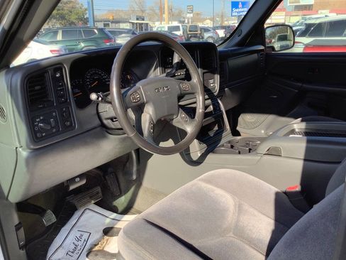 Used 2003 GMC Sierra 2500 SLE w/ Skid Plate Package image 35